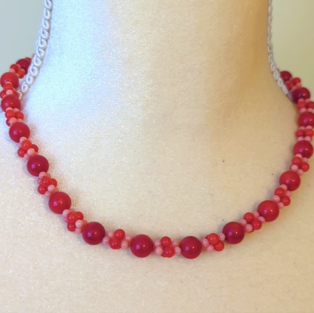 Vintage Coral Beaded Necklace